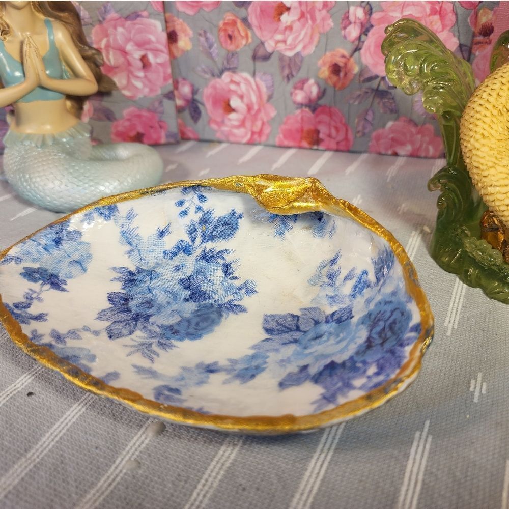 DECOUPAGE CLAM SHELL DECOUPAGE FLOWERS TRINKET DISH - Picture 6 of 11